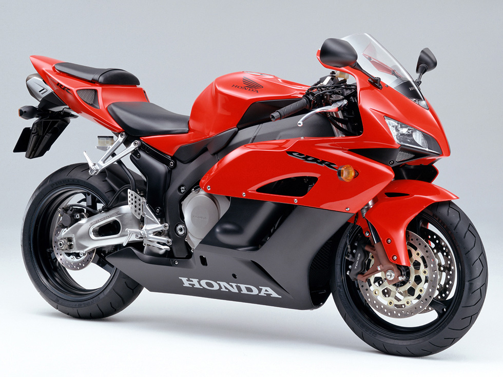 Honda Announces Minor Modifications on CBR1000RR Super Sport Bike and New Limited CBR1000RR Special Edition