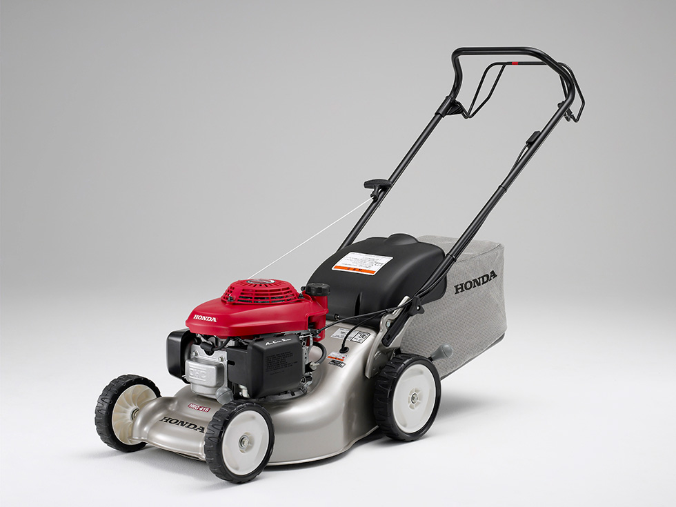 Newly Released HRG415C3 and HRG465C3 Lawnmowers to be Imported from France for Sale in Japan