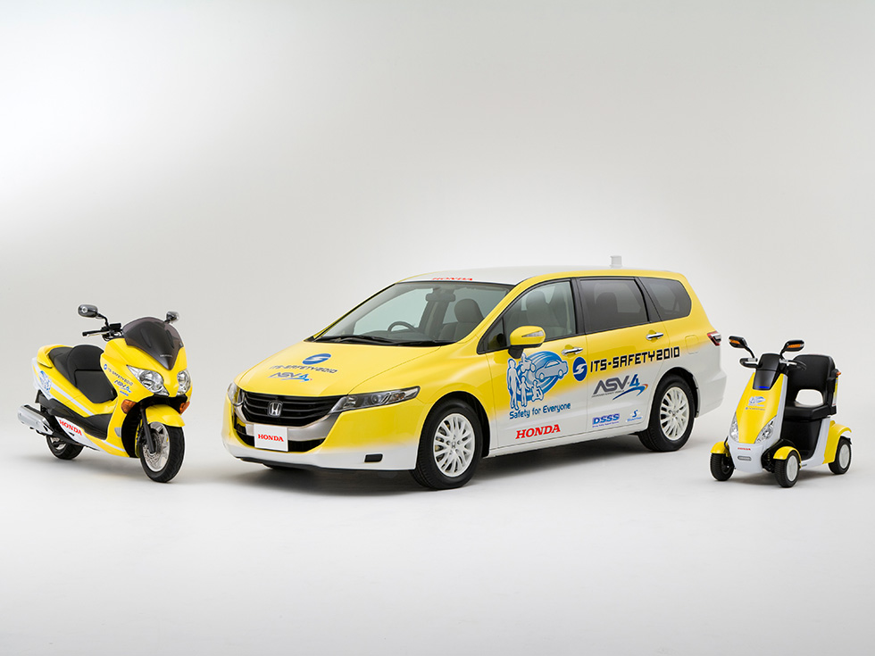 Honda to Exhibit its Latest Advanced Safety Vehicles -Participating in ITS-Safety 2010 Large-Scale Verification Testing and Public Demonstration-