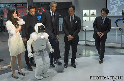 ASIMO Greets U.S. President Obama　- “Mr. President, I am ASIMO.”-