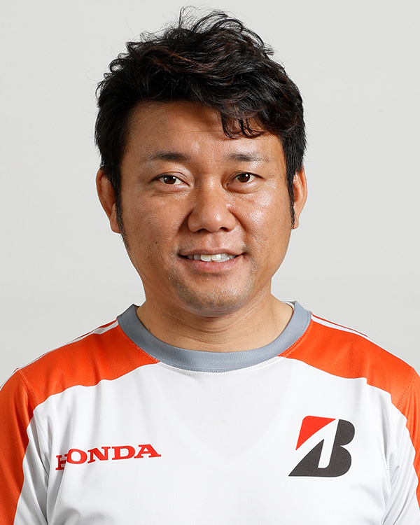 Kosuke Akiyoshi 