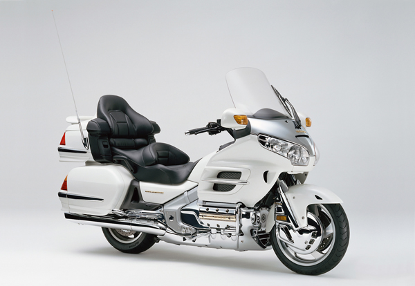Honda Introduces the US-made 1800cc "Gold Wing" Touring Bike