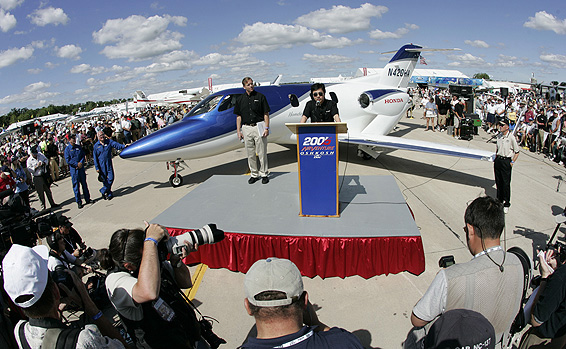 Experimental HondaJet Makes Public World Debut At EAA AirVenture 2005