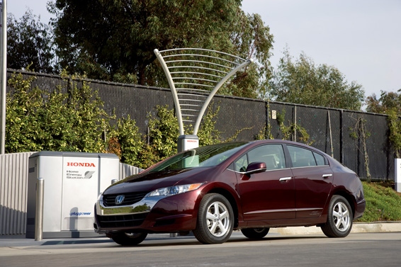 Honda FCX Clarity with Home Energy Station IV