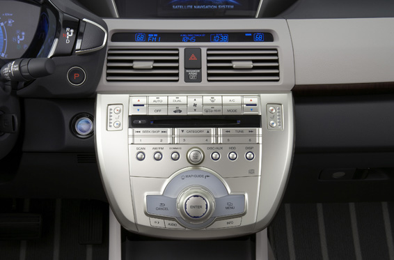 Honda FCX Clarity interior details