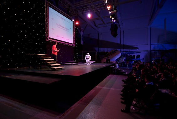 ASIMO Brings Engineering to Life at the Dream Factory
