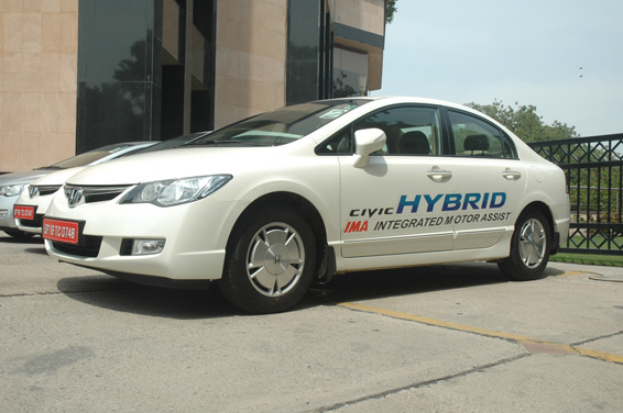 Honda Siel Cars India launches India first hybrid Car