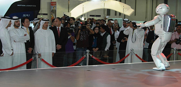 ASIMO meets the the Deputy Ruler of Dubai