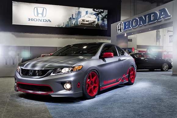 American Honda Highlights Performance and Personalization at 2012 SEMA Show