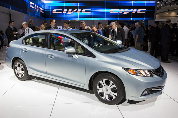 2013 Honda Civic Debuts at L.A. Auto Show Packed with Additional Features, Cementing its Class-Leading Status