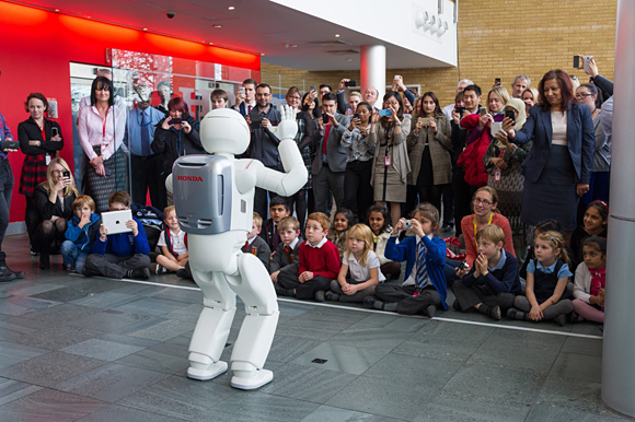All-new ASIMO Continues UK Debut