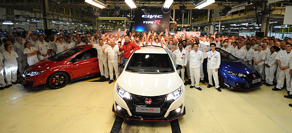 First Civic Type R Models Roll Off the Line at Honda’s European Manufacturing Facility in Swindon, UK