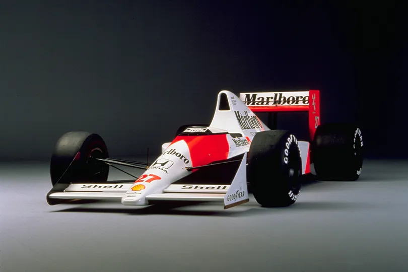 The 1990 MP4/5B’s naturally aspirated engine was developed following the ban on turbo engines from 1989.