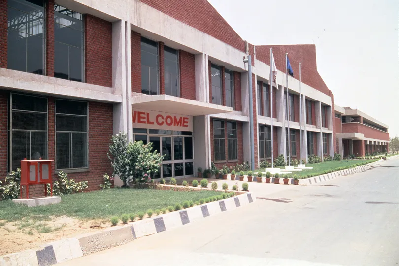 Hero Honda Motors Ltd. (HHML) was established through a partnership with the Hero Group, which owned Hero Cycle, the world’s largest bicycle manufacturer