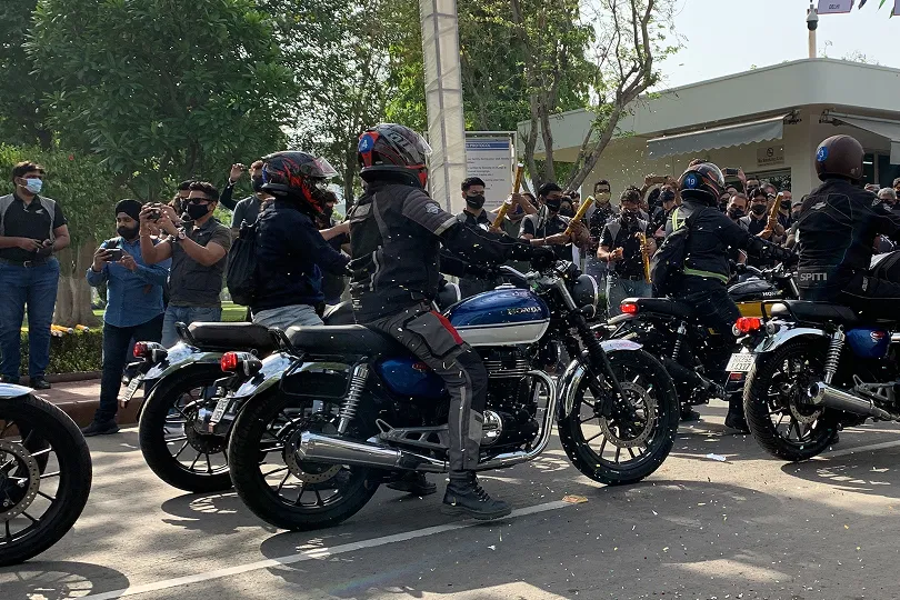 Riding event with BigWing customers organized at HMSI headquarters