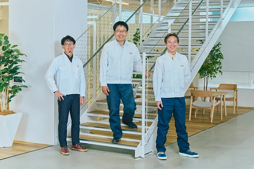 [Left] Ishimura, Sustainable Rocket Project Manager [Center] Ikeya, Experiment Implementation Manager [Right] Uenodai, Development Manager