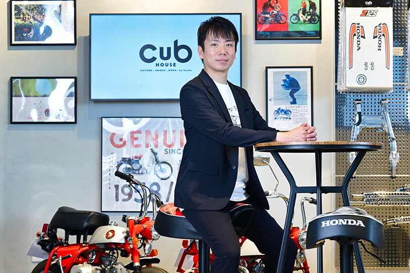 Masatoshi Tokuhara during an interview