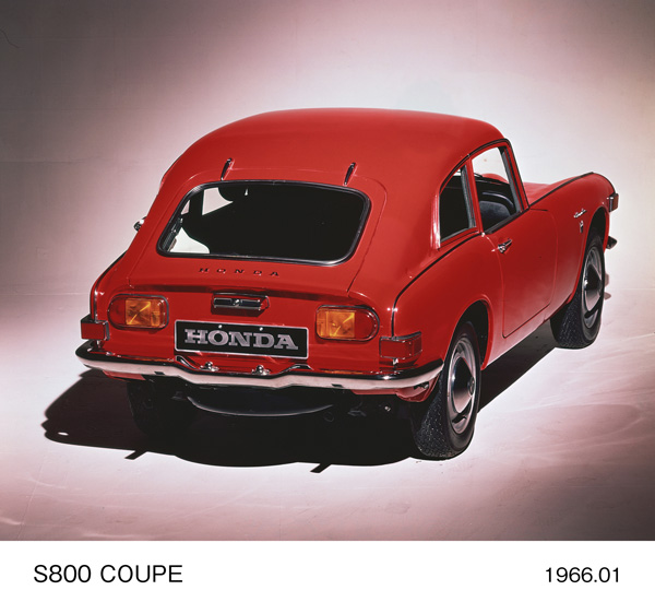 S800 COUPE (スカーレット) リア6:4