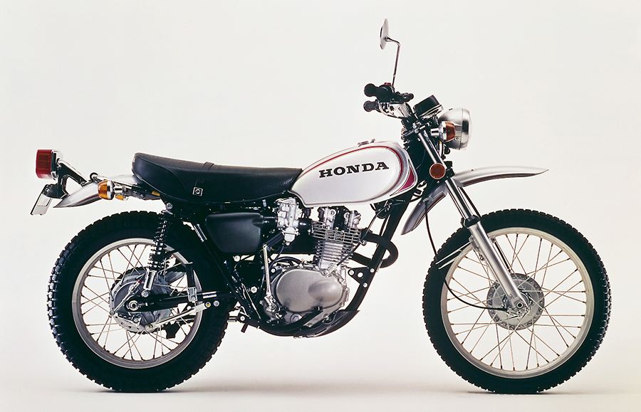 ホンダSL250S 大型・単気筒のモトスポーツSL250S 新発売 | Honda 企業情報サイト