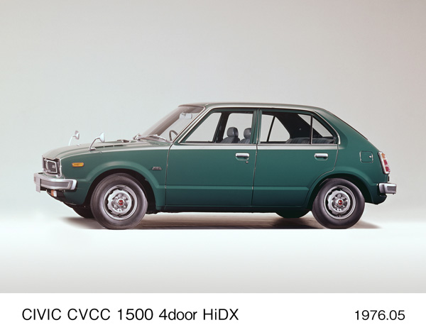 シビック CVCC 1500 4ドア HiDX フロント9:1