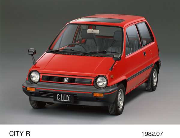 シティ R サンルーフ仕様車 フロント7:3