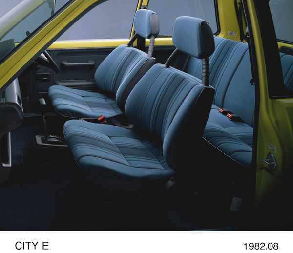 シティ E フロントシート