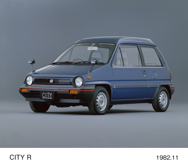 シティ R ハイルーフ仕様車 フロント7:3