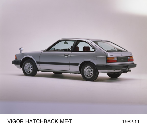 ビガー・ハッチバック ME-T リア8:2