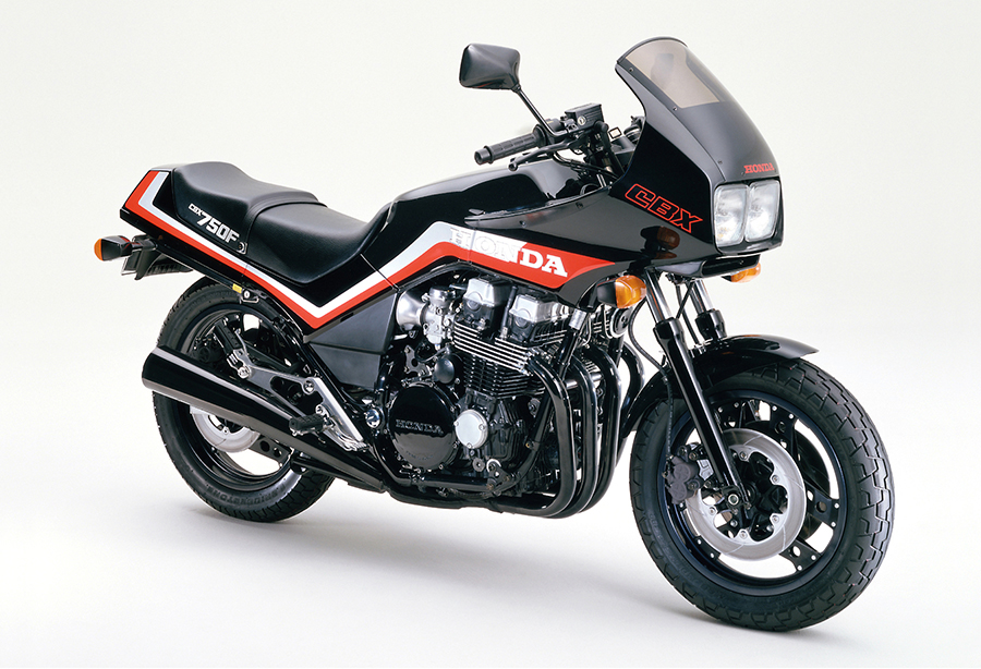 軽量で精緻なメカニズムのスポーツバイク「ホンダ CBX750F」を発売 | Honda 企業情報サイト