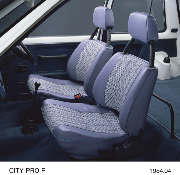 シティ プロ F フロントシート