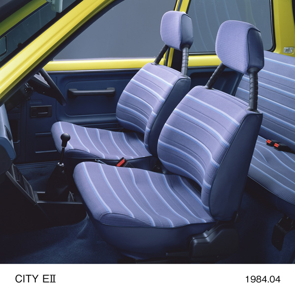 シティ EⅡ フロントシート