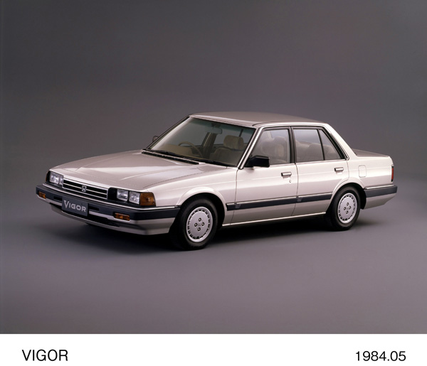 ビガー・サルーン VXR