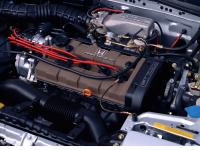 1.6L DOHC 16バルブ+PGM-FIエンジン