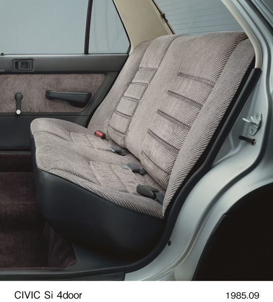 シビック Si 4ドア リアシート