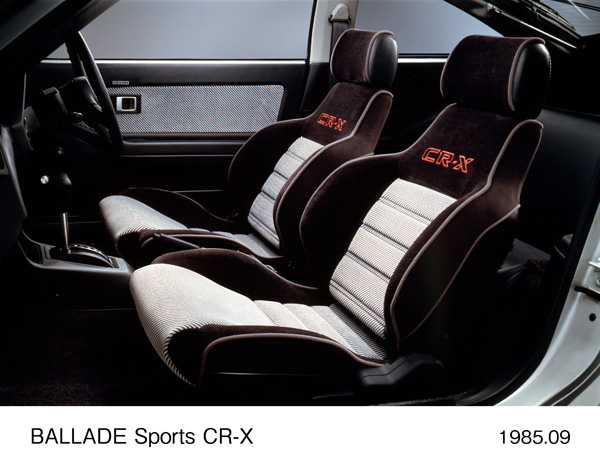 バラードスポーツ CR-X 1.5Si 4AT フロントシート