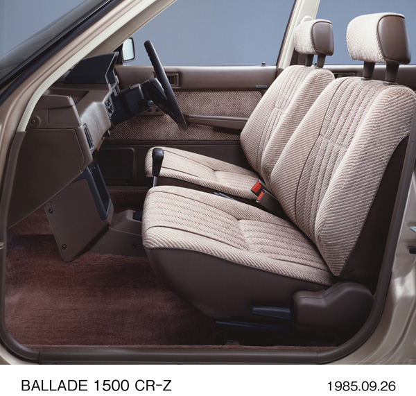 バラード 1500 CR-Z フロントシート