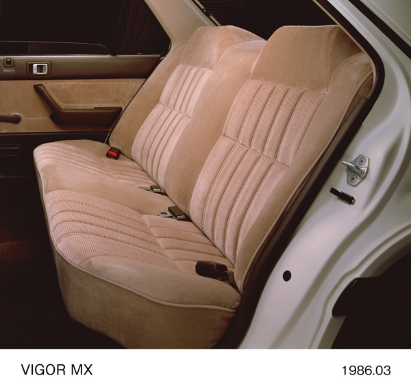 ビガー MX リアシート