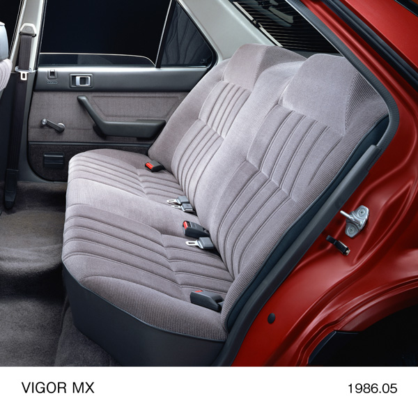 ビガー MX リアシート