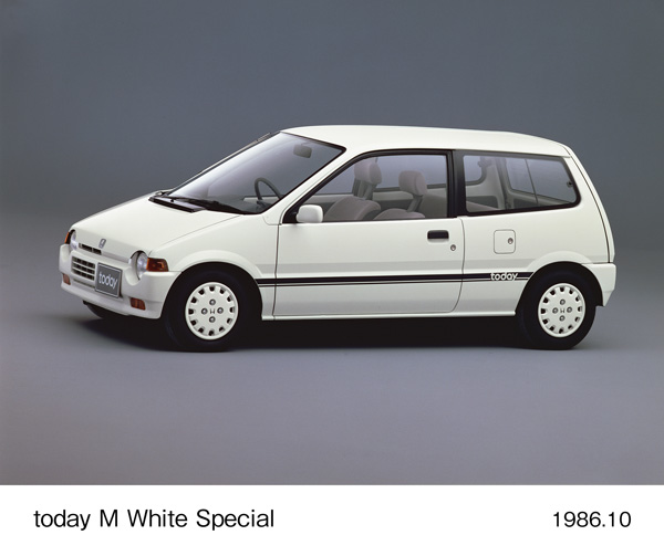 トゥデイ M ホワイト スペシャル フロント8:2