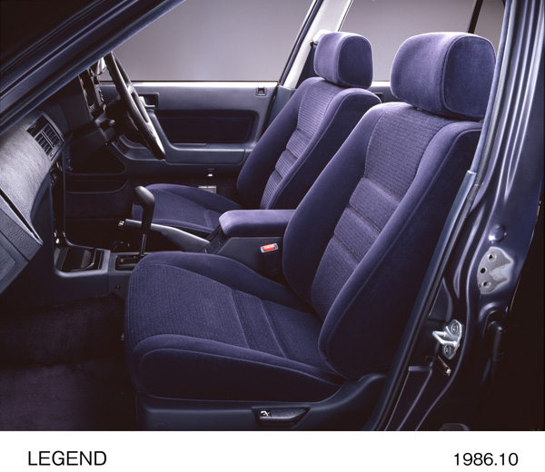 レジェンド V6Gi フロントシート