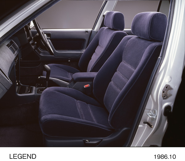 レジェンド V6Zi フロントシート
