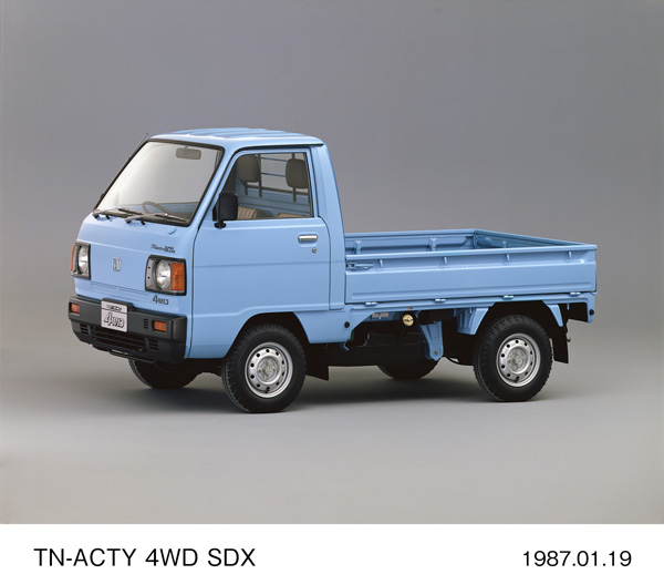 TNアクティ 4WD SDX フロント8:2