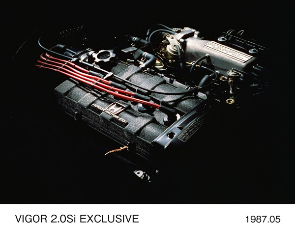 2.0L DOHC + PGM-FIエンジン