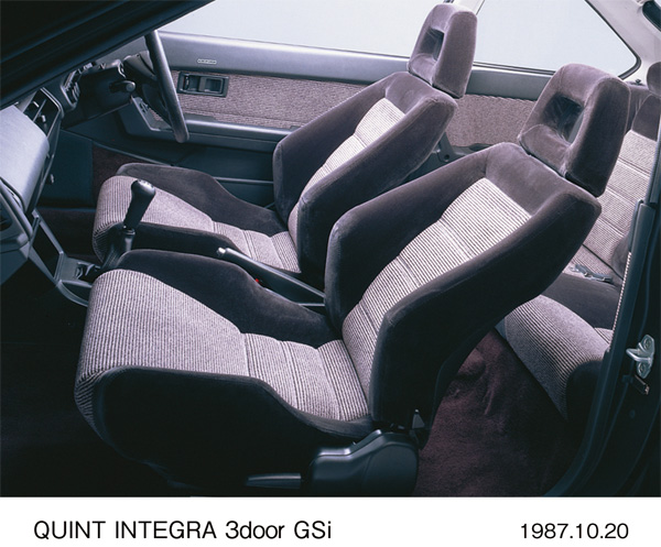 クイント インテグラ 3ドア GSi フロントシート