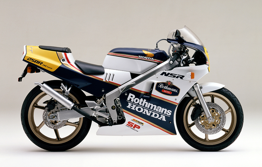 世界初、マグネシウム製ホイールを標準装備した2サイクル・スーパースポーツバイク「ホンダNSR250R SP」を発売 | Honda 企業情報サイト