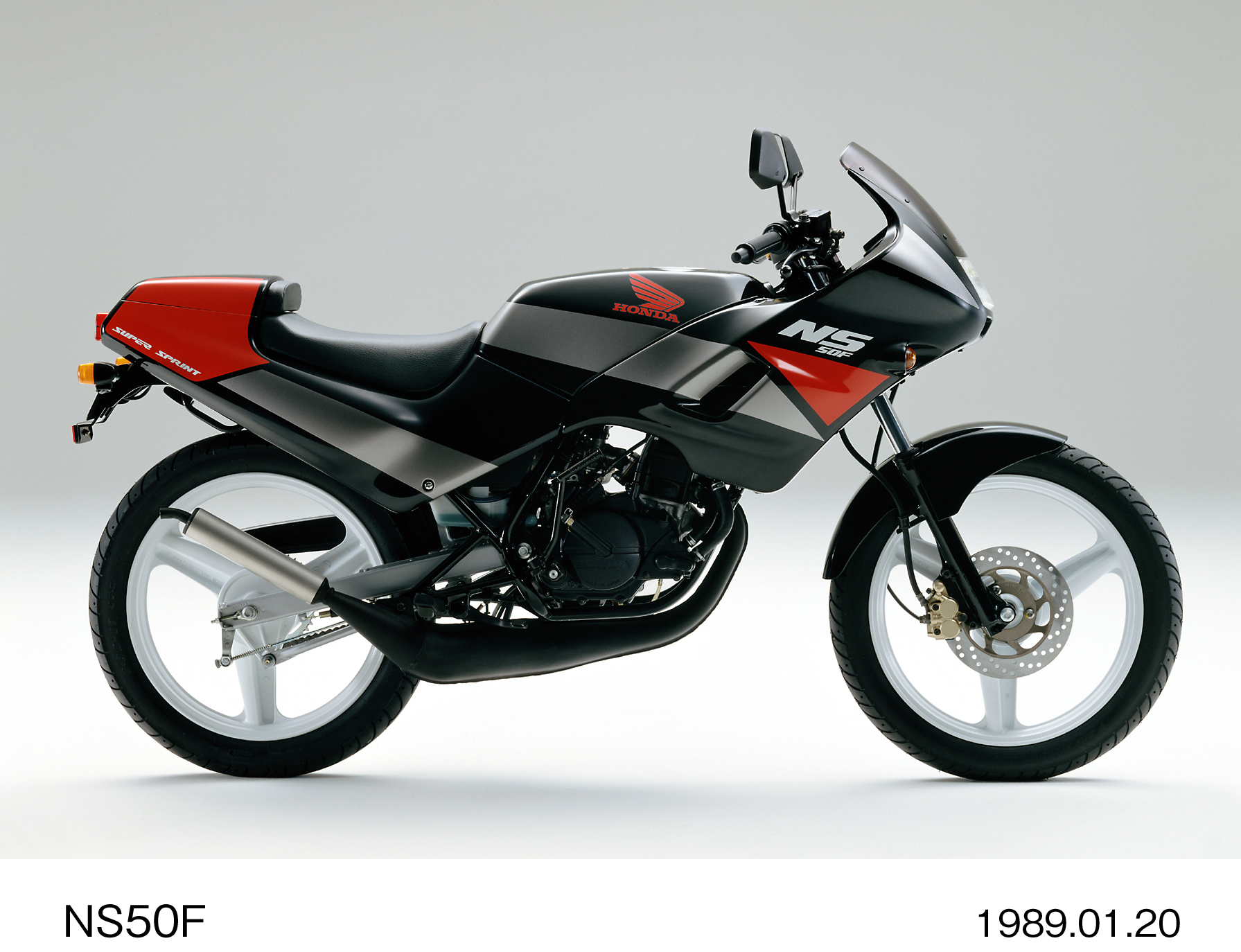 mc198901_ns0501_01002H.jpg