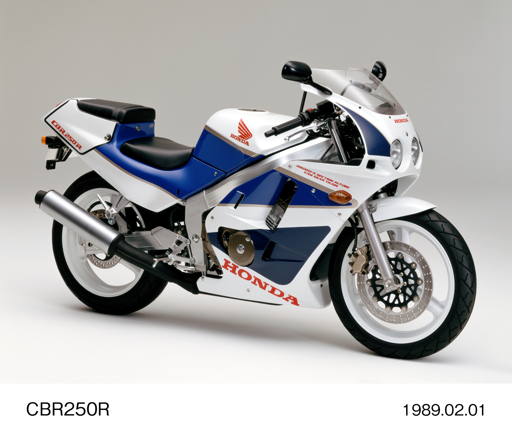 mc198902_cbr201_01003H.jpg
