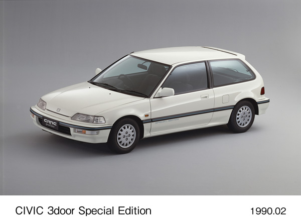 シビック 3ドア スペシャルエディション フロント8:2