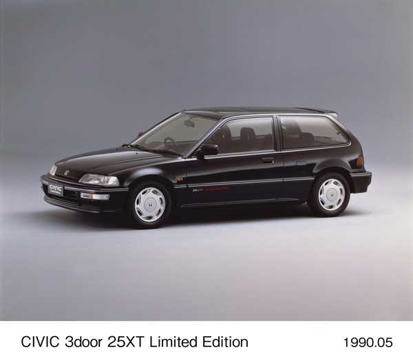 シビック 3ドア 25XT リミテッドエディション フロント8:2