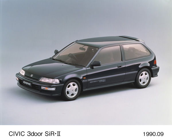 シビック 3ドア SiR・II (バルセロナグリーン・パール) フロント8:2
